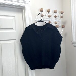 Banana Republic - Classic Knitted Sleeveless  Collar Pullover - Black - M